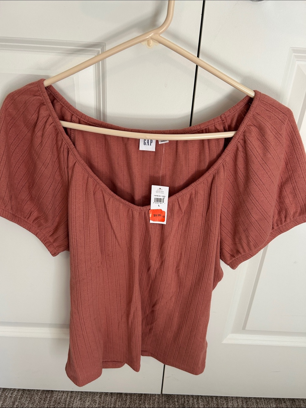 GAP Short-Sleeve Ribbed Scoop Top in Dusty Rose